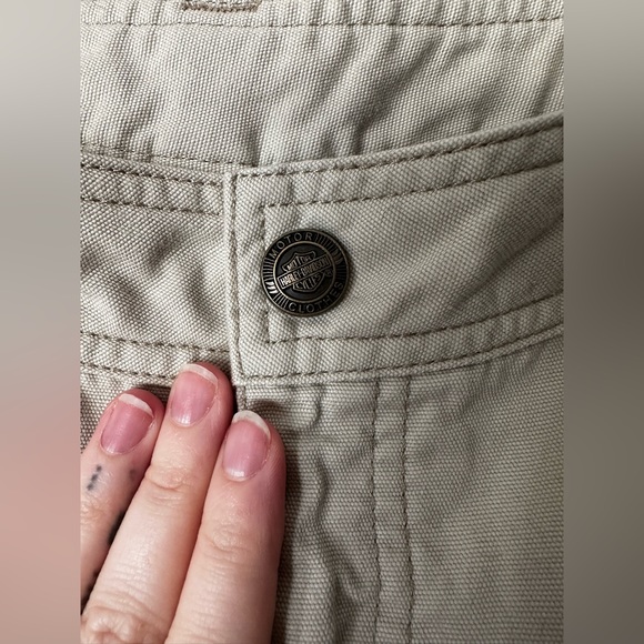 Harley-Davidson Cargo Shorts - Picture 2 of 5